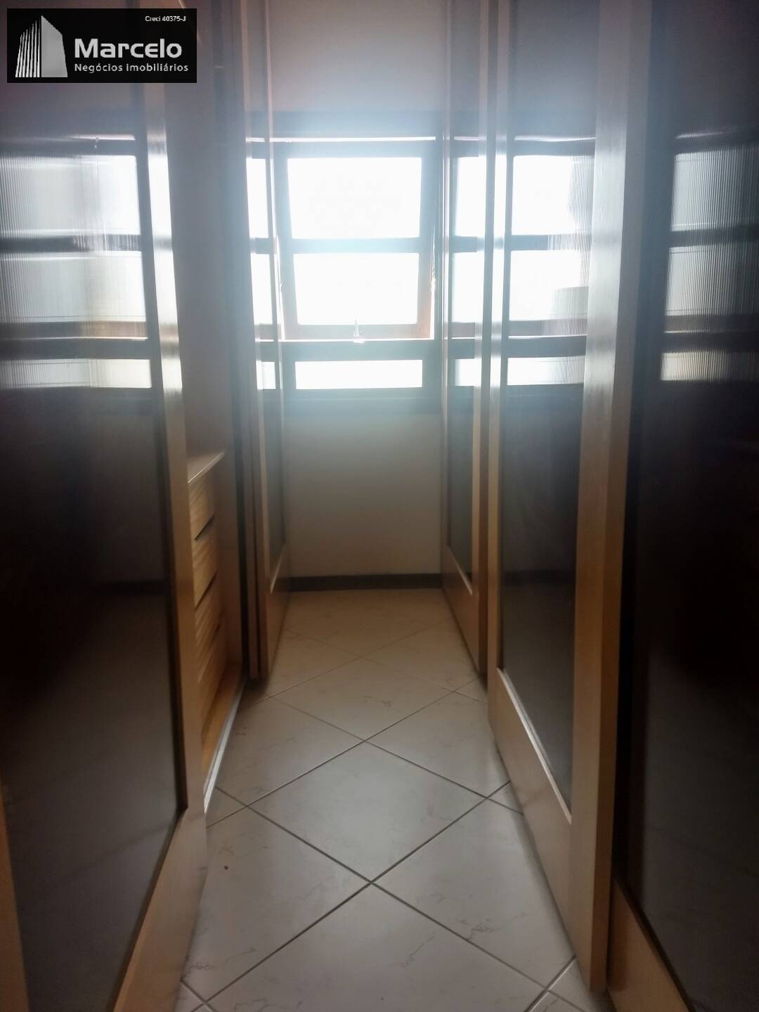 Casa de Condomínio à venda com 5 quartos, 600m² - Foto 9